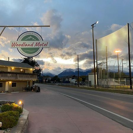 ساليدا Woodland Motel المظهر الخارجي الصورة