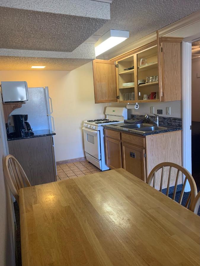 ساليدا Woodland Motel المظهر الخارجي الصورة