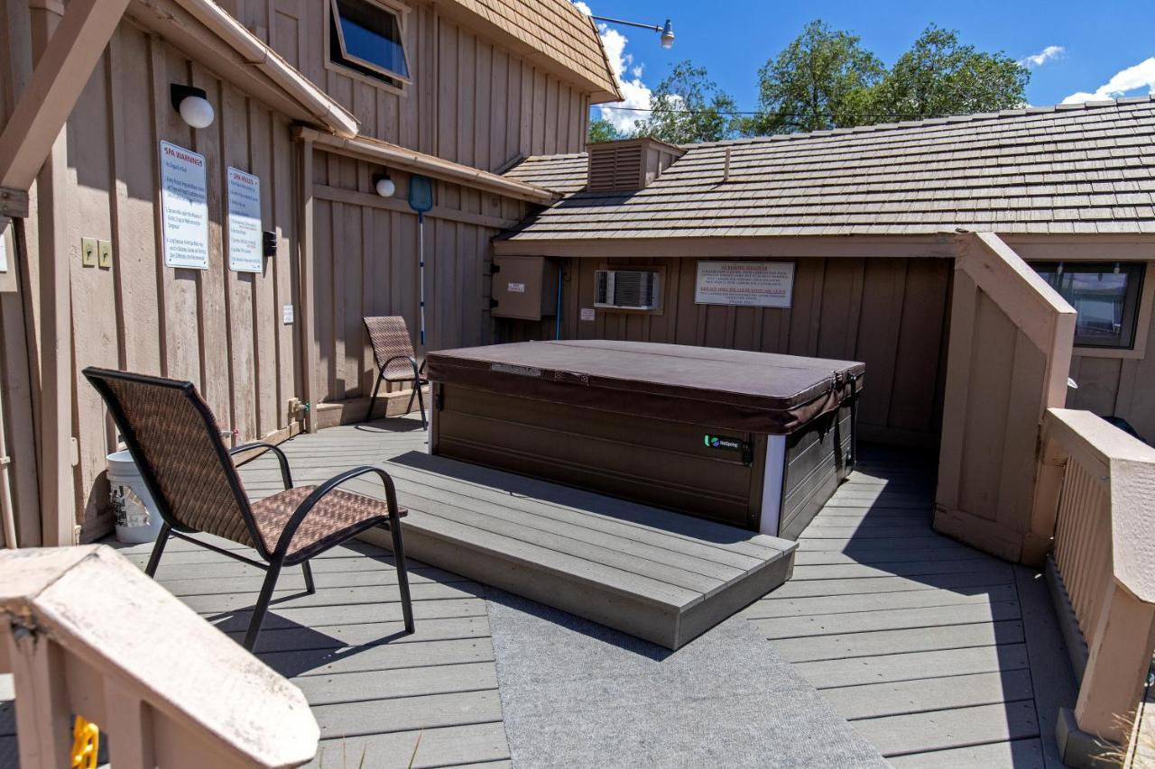 ساليدا Woodland Motel المظهر الخارجي الصورة