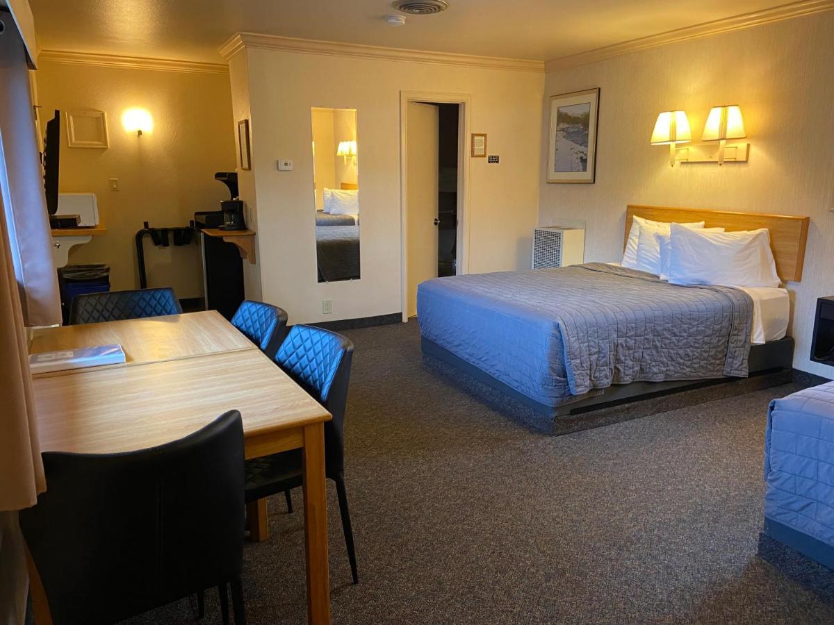 ساليدا Woodland Motel المظهر الخارجي الصورة