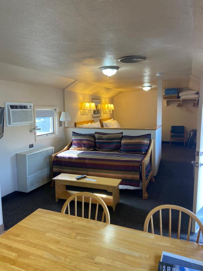 ساليدا Woodland Motel المظهر الخارجي الصورة