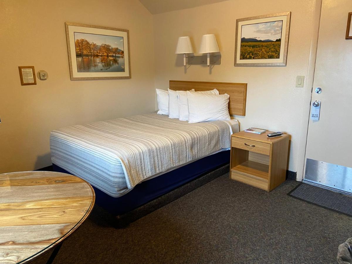 ساليدا Woodland Motel المظهر الخارجي الصورة