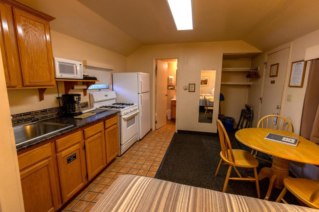 ساليدا Woodland Motel المظهر الخارجي الصورة